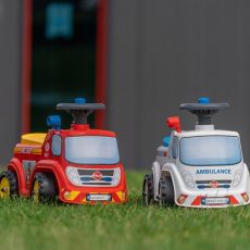Дитячий пожежний автомобіль каталка Falk 700
